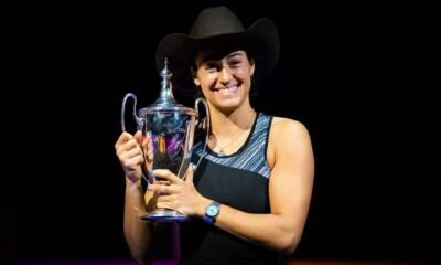 Caroline Garcia (N°6 del ranking WTA) se recibe de Maestra. Compitiendo por segunda vez en su carrera dentro de las WTA Finals, venció a Aryna Sabalenka (7ª) en la definición por 7-6 (4) y 6-4.