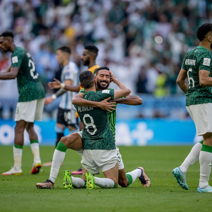 El Rey de Arabia Saudita decretó que mañana sea feriado nacional en ese país como celebración por la victoria de su selección ante la Argentina