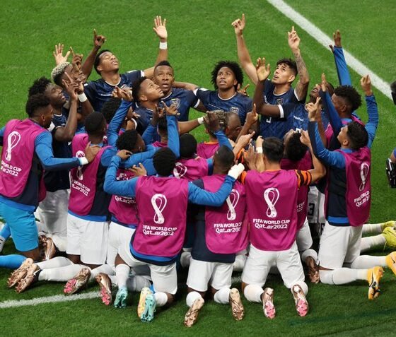 Ecuador y Países Bajos, punteros del Grupo A del Mundial Qatar 2022 con 4 unidades, empataron este viernes 1-1 en el Estadio Khalifa Internacional de Doha