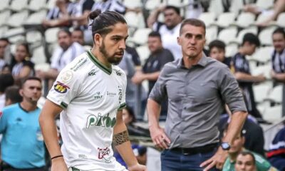 Independiente acordó esta tarde con América Mineiro, de Brasil, la transferencia del 50 por ciento de la ficha del extremo Martín Benítez, quien estaba a préstamo en el club de Minas Gerais, por la suma de un millón de dólares libres para el 'Rojo'.