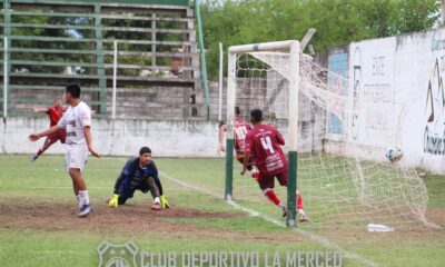 Deportivo La Merced se pone en ventaja en el primer chico ante Altos Hornos Zapla