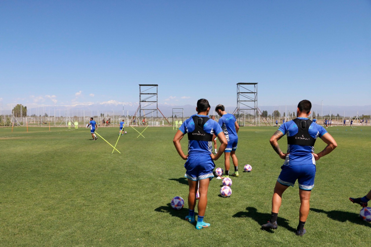 El defensor Juan Cruz Guasone, una de las revelaciones de Patronato de Paraná en Copa Argentina, será incorporado por Godoy Cruz
