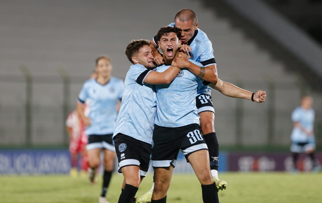 Belgrano tuvo un exitoso paso por la Serie del Río de La Plata ya que salió airoso de sus dos presentaciones en Uruguay, puesto que venía de ganarle en definición por penales al local Nacional