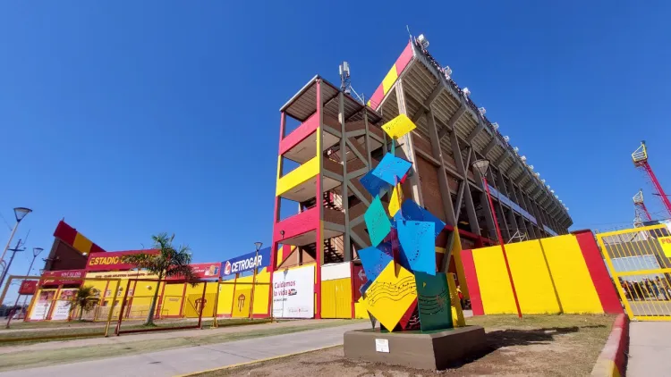 San Martín de Formosa partió esta tarde rumbo a la vecina provincia de Chaco, donde mañana sostendrá ante Racing Club por Copa Argentina