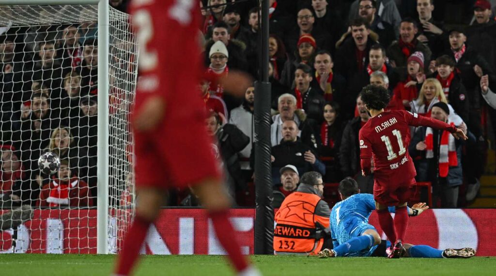 Real Madrid demostró una vez más su grandeza al levantarse de un 2-0 en Anfield para salir con una victoria contundente de 2-5 que lo coloca prácticamente con los dos pies en los Cuartos de Final de la Chanmpions League.