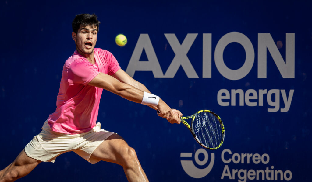 Carlos Alcaraz, la última gran aparición del tenis mundial, expuso un ritmo de juego arrollador y se consagró campeón del Argentina Open