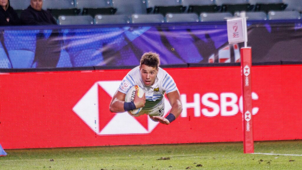 Los Pumas '7, se instaló en la final del torneo de Los Angeles, Estados Unidos, sexta etapa del circuito mundial de la disciplina