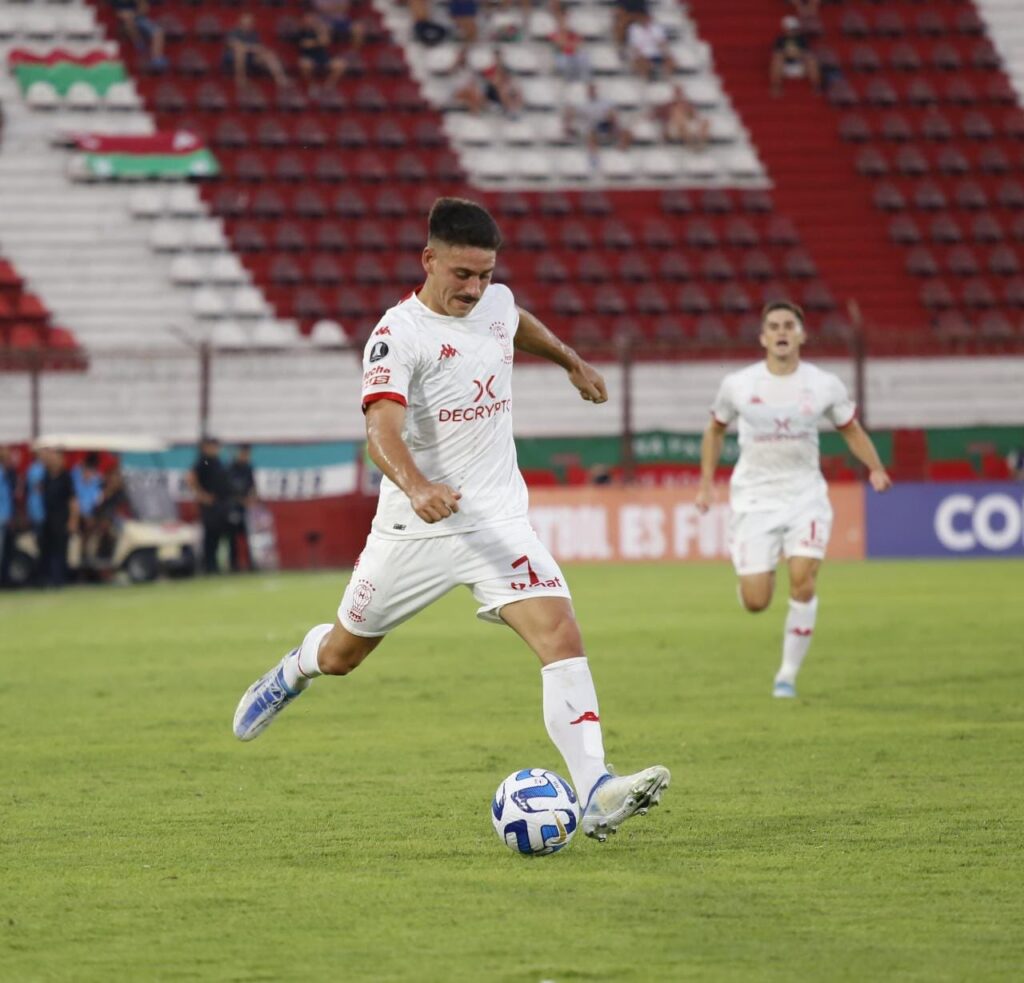 El uruguayo Cóccaro tiene ofertas de Newell's, Italia y México