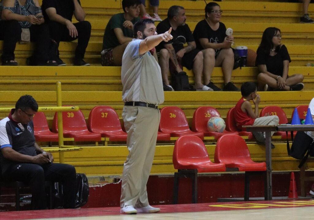 Salta Basket cayó anoche ante Villa San Martín de Resistencia, Chaco por 85-80. En un partido donde el conjunto salteño mostró evidencias del cansancio