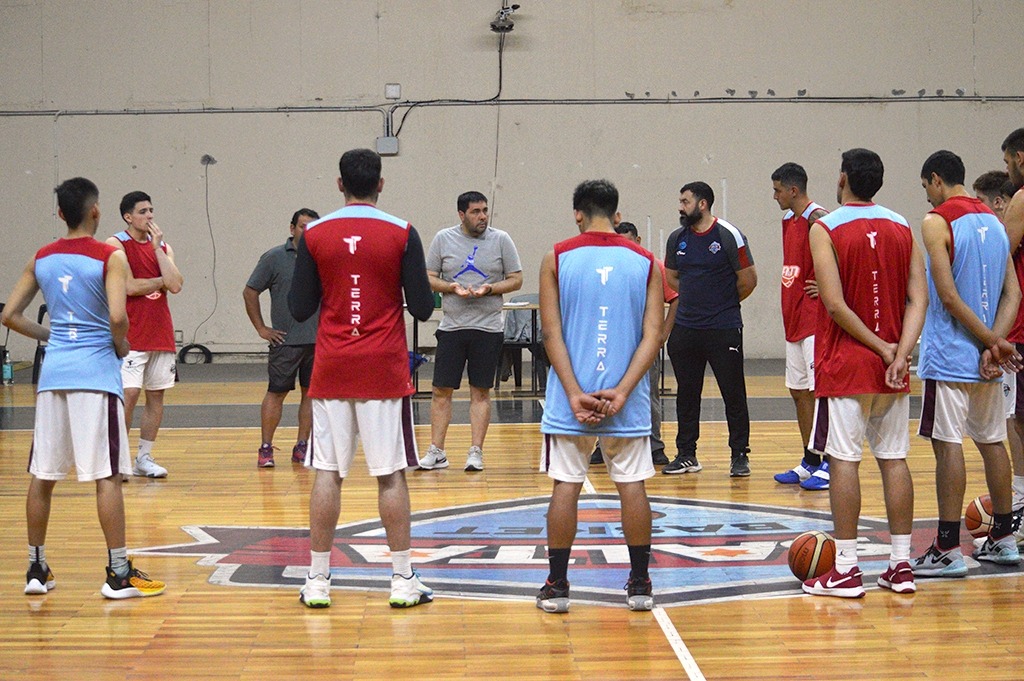 Entre Los Infernales de Salta Basket y la Asociación Salteña de Entrenadores de Básquetbol (ASEBA) nació una nueva iniciativa