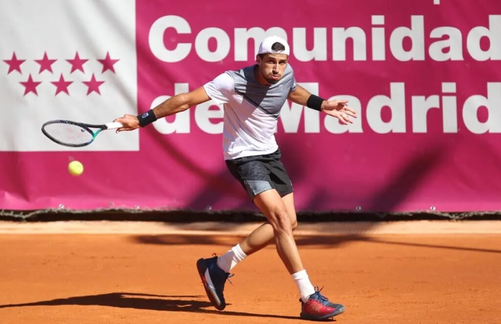 El argentino Cachín pasó a los octavos de final del Challenger de tenis italiano de Perugia
