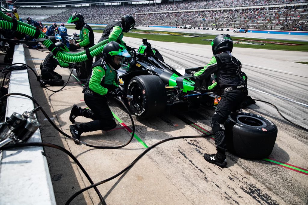 Agustín Canapino terminó hoy en la decimosegunda posición su primera experiencia en circuitos óvalos, en el Texas Motor Speedway