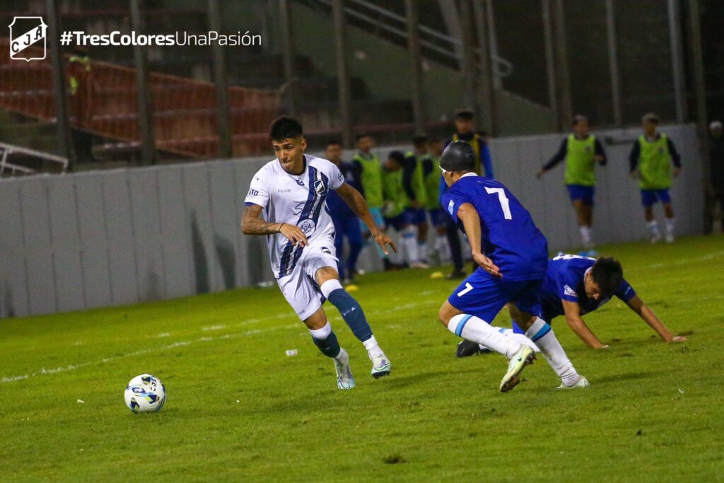 Juventud Antoniana de Salta empató sin goles ante Sol de América de Formosa, con este empate el conjunto salteño sigue en las últimas posiciones