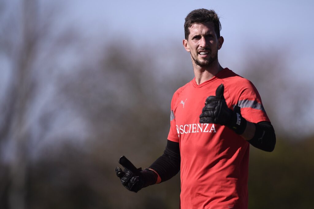 Pedro Monzón, apostará a un esquema ofensivo con tres puntas para enfrentar este domingo a Estudiantes de La Plata, por la 10ma. 