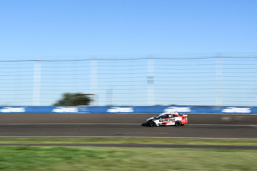 Mariano Werner (Toyota Corolla) marcó la pole position de la clase 3 del Turismo Nacional, que disputa este fin de semana