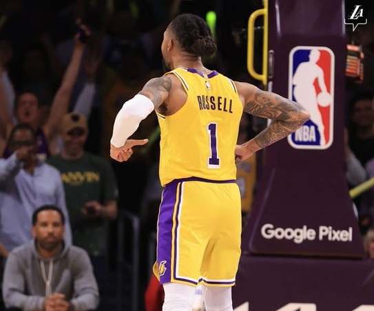 Los Ángeles Lakers se clasificó para las semifinales de la Conferencia Oeste de la NBA tras imponerse como local sobre Memphis Grizzlies