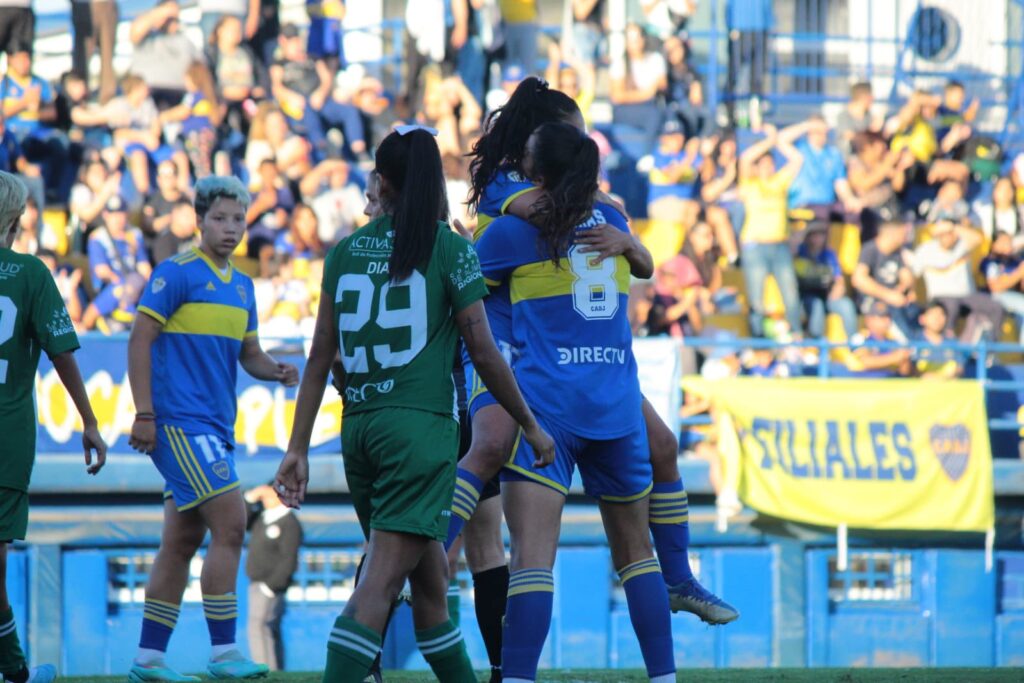 Boca golea a Excursionistas y vuelve a liderar el Femenino de fútbol - @BocaFutFemenino