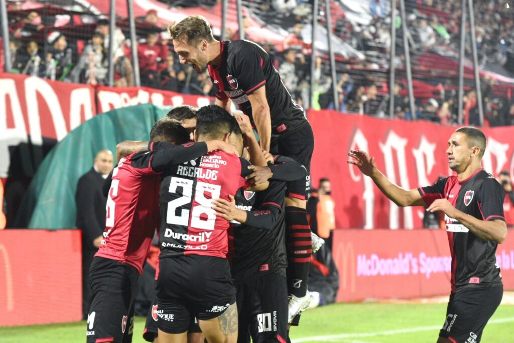 Newell's venció a Godoy Cruz con justicia - @Newells