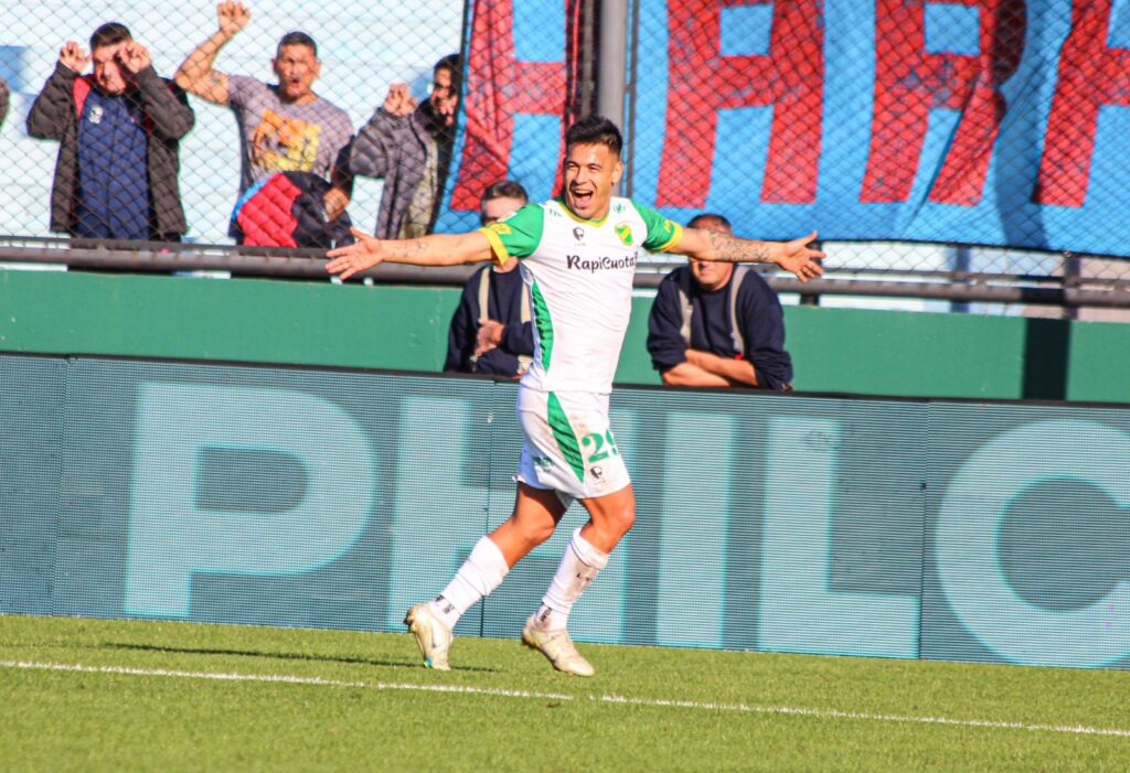 Defensa le ganó a Arsenal y subió al quinto lugar en el torneo de la Liga Profesional