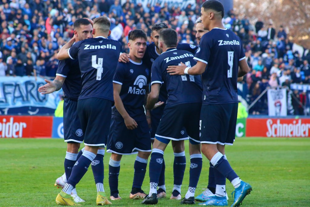 Independiente Rivadavia le ganó a Chacarita y se mantiene líder de la Zona B del Nacional