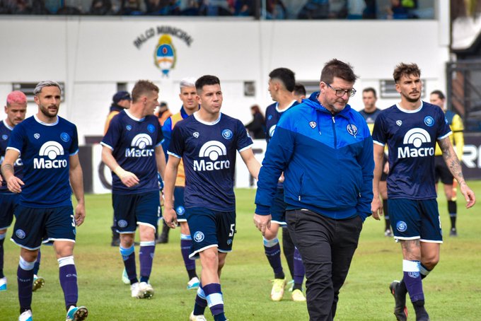 Independiente Rivadavia, puntero de la Zona B de la Primera Nacional, recibe a Atlanta - @CSIRoficial