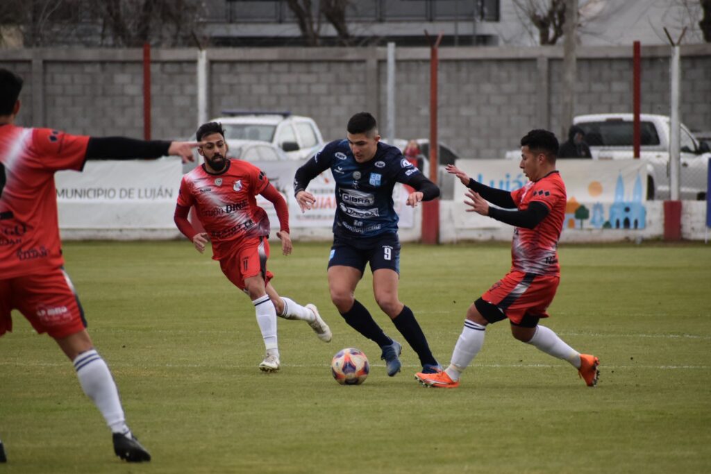 Liniers venció de visita a Luján y es escolta de San Martín en la Primera C
