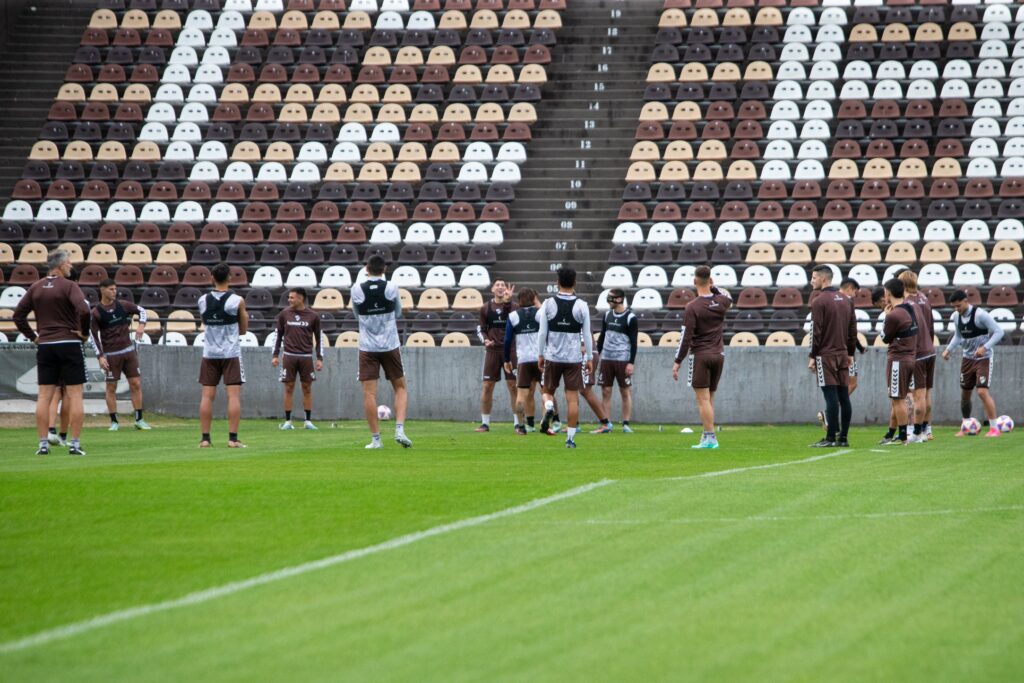Huracán intentará salir de perdedor en la Liga Profesional ante Platense en Vicente López