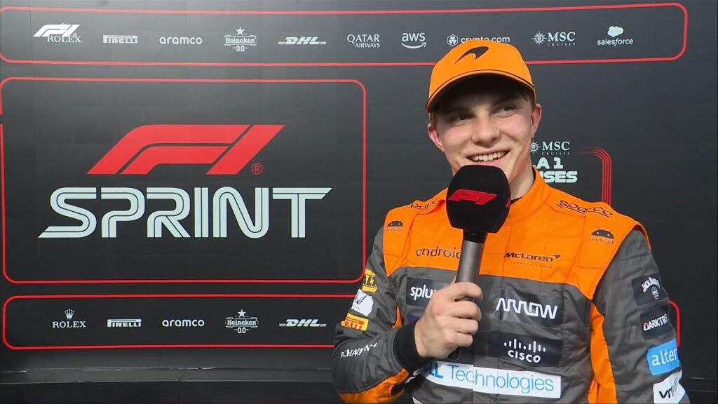 Verstappen gana la Sprint de Bélgica, escoltado por el australiano Piastri