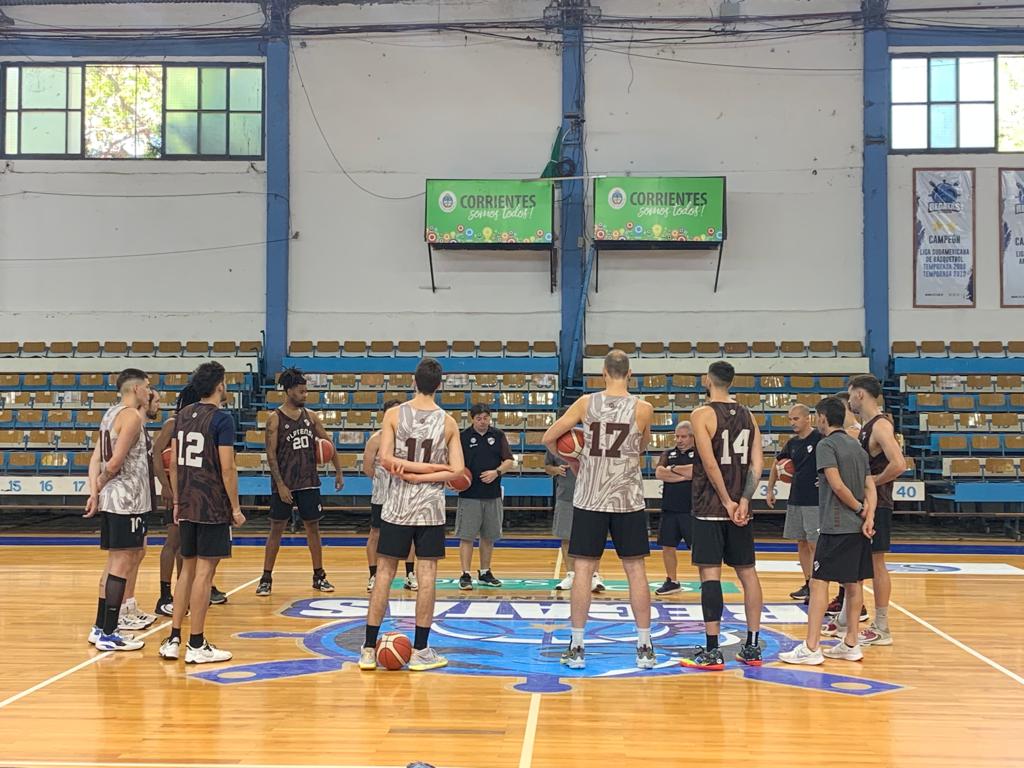 Vázquez será técnico de Platense por decimoquinta temporada