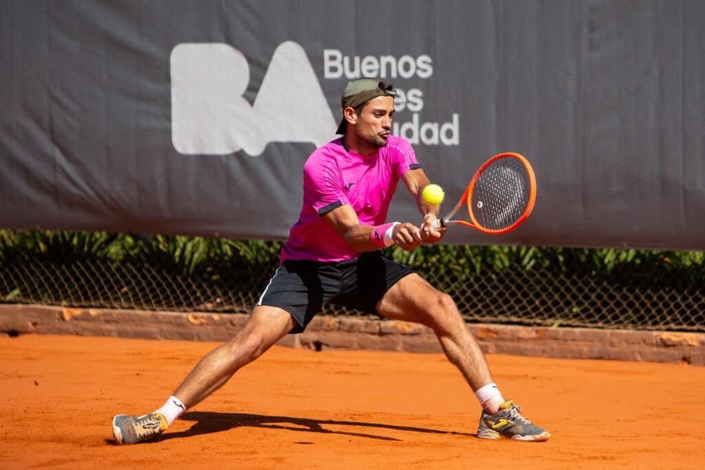 Mariano Navone avanzó a los cuartos de final del Challenger de tenis de Santa Fe