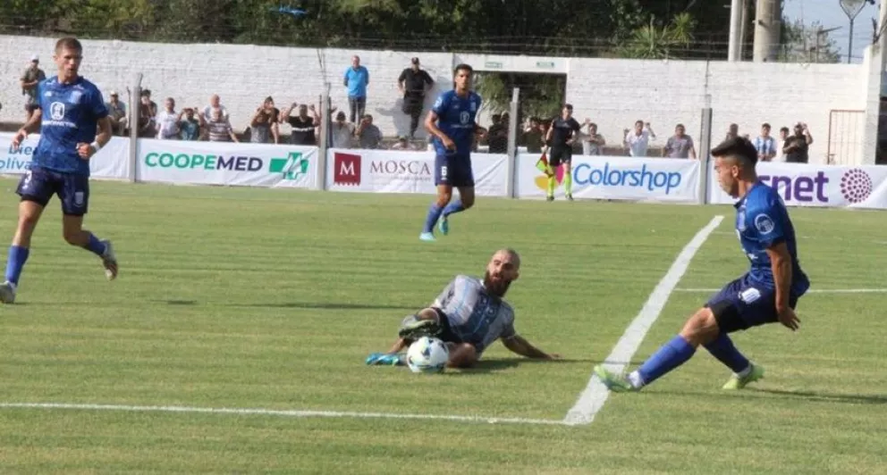 Ciudad Bolívar y Argentino de Monte Maíz se enfrentarán por el liderazgo