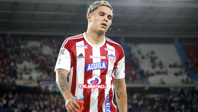El colombiano Juan Fernando Quintero se convirtió en el nuevo refuerzo de Racing