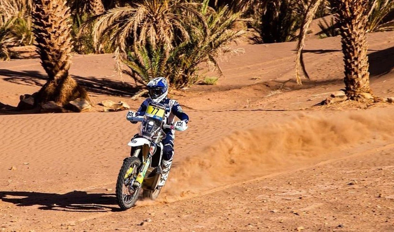 El piloto salteño Luciano Benavides, con una unidad Husqvarna, se impuso hoy en la cuarta etapa de la división motos del Rally Cross Country de Marruecos,