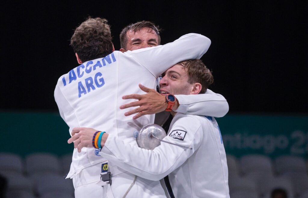 Bronce panamericano para el trío argentino de espada por equipos masculino