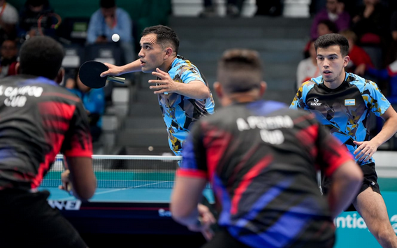 La dupla argentina Cifuentes-Alto garantiza el bronce en el tenis de mesa