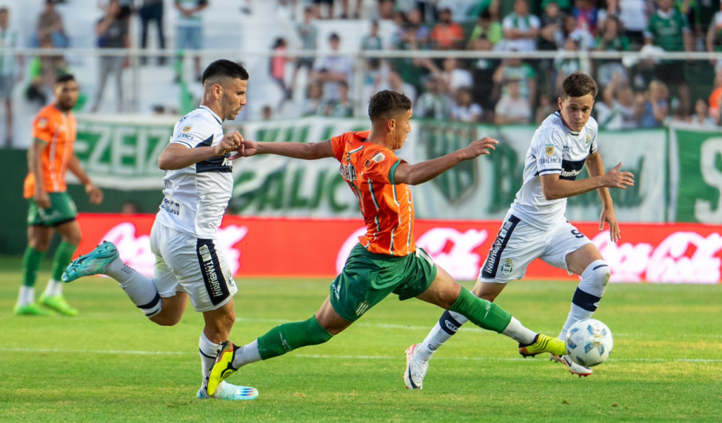 Gimnasia jugará el desempate por la permanencia tras perder con Banfield
