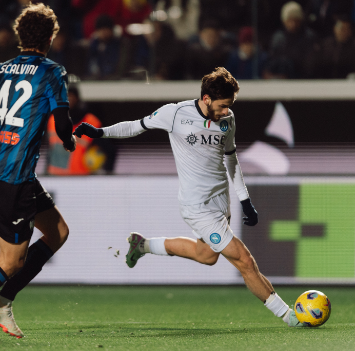 Nápoli gana y se mantiene en puestos de clasificación a Liga de Campeones en el Calcio