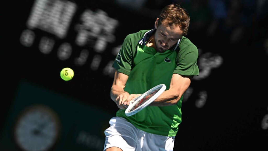 Medvedev vence a Hurkacz y vuelve a semifinales de Grand Slam