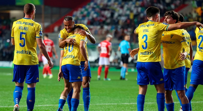 Benfica cae ante Estoril y queda eliminado de la Copa de Portugal