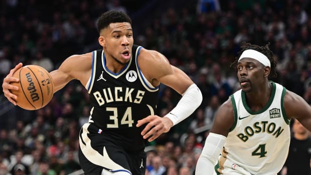 Milwaukee Bucks venció a Boston Celtics en duelo entre los mejores de la Conferencia Este
