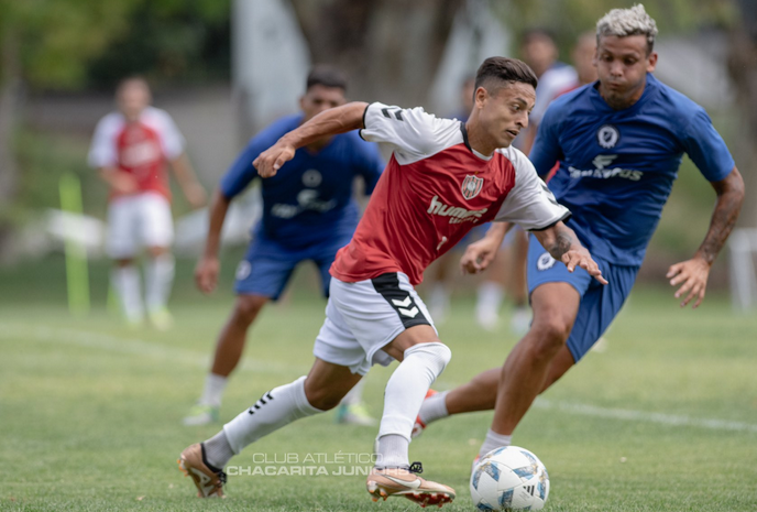 Chacarita vence en el primer amistoso del año