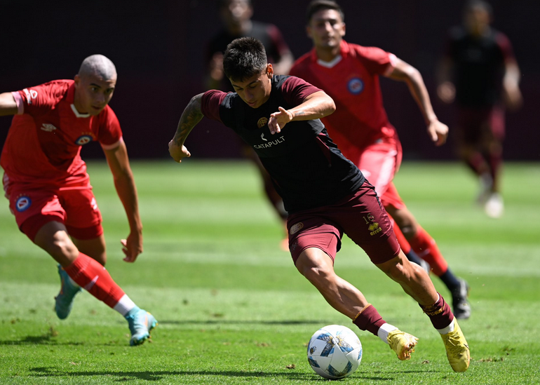 Lanús y Argentinos Juniors se repartieron los triunfos en dos amistosos