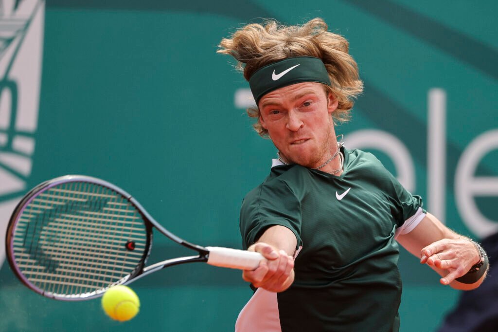 Andrey Rublev: un enfoque renovado en la elite del tenis mundial