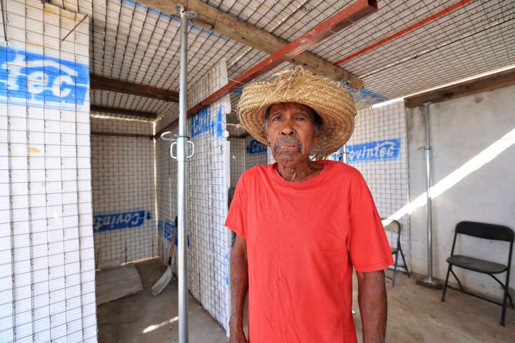 Félix Auger-Aliassime se une a la Asociación Construyendo y Mextenis reconstruyen casas en Acapulco