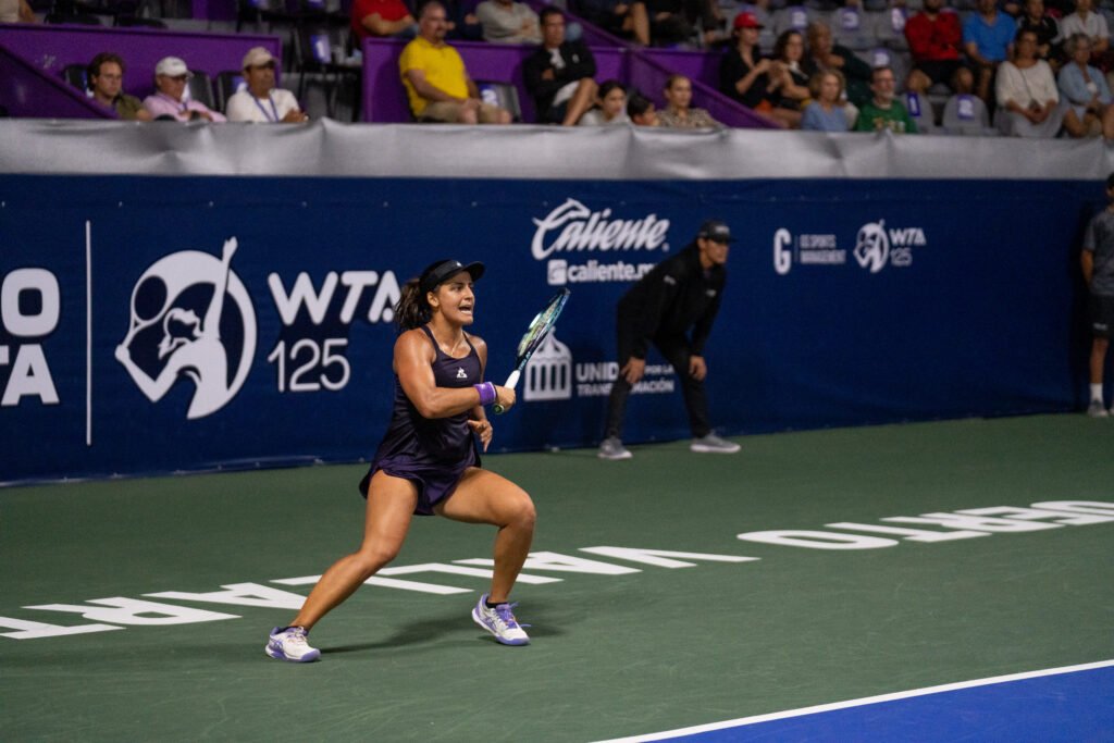 María Lourdes Carlé avanzó a los cuartos de final del WTA 125 de Puerto Vallarta