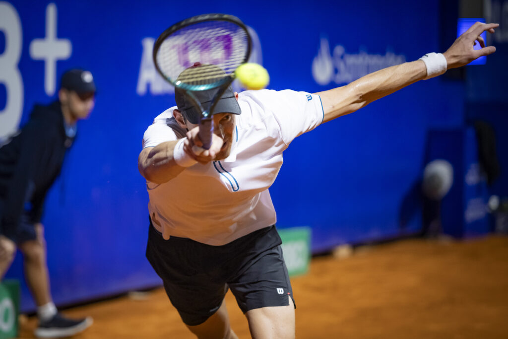 Jarry vence a Coria con autoridad en Santiago