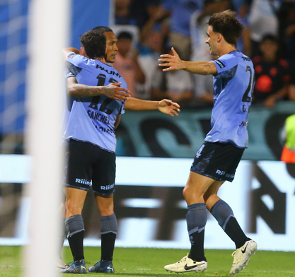 Belgrano salió a tiempo del desconcierto, revirtió el marcador y goleó a Sarmiento