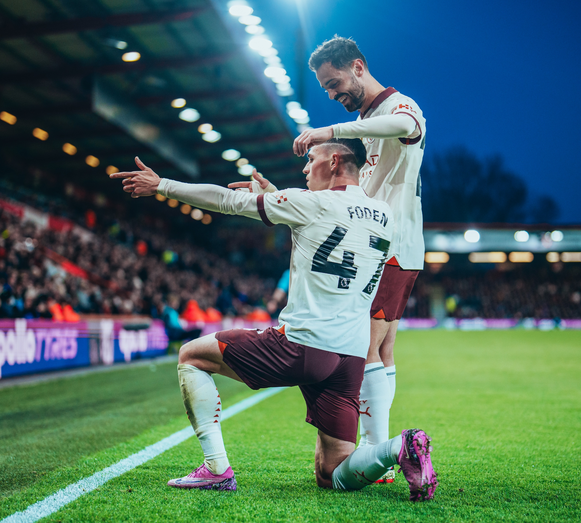 Manchester City, con la presencia de Julián Álvarez, venció a Bournemouth