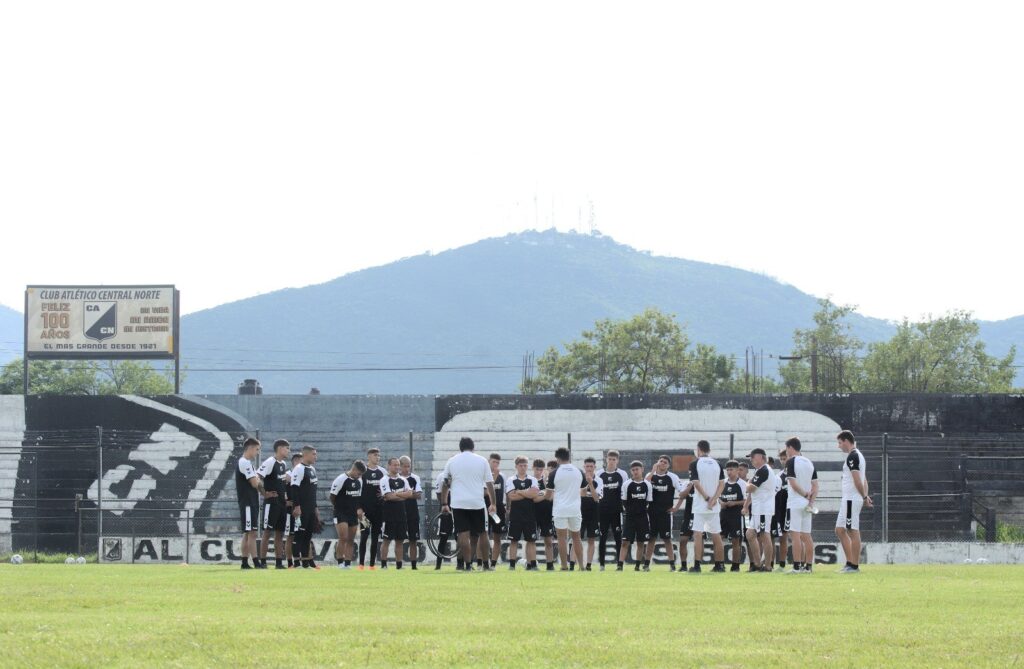 Víctor Riggio, entrenador de Central Norte: “Tenemos mucho para ganar y Boca mucho para perder”