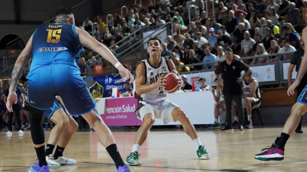 Contundente victoria de Platense sobre Zárate Basket